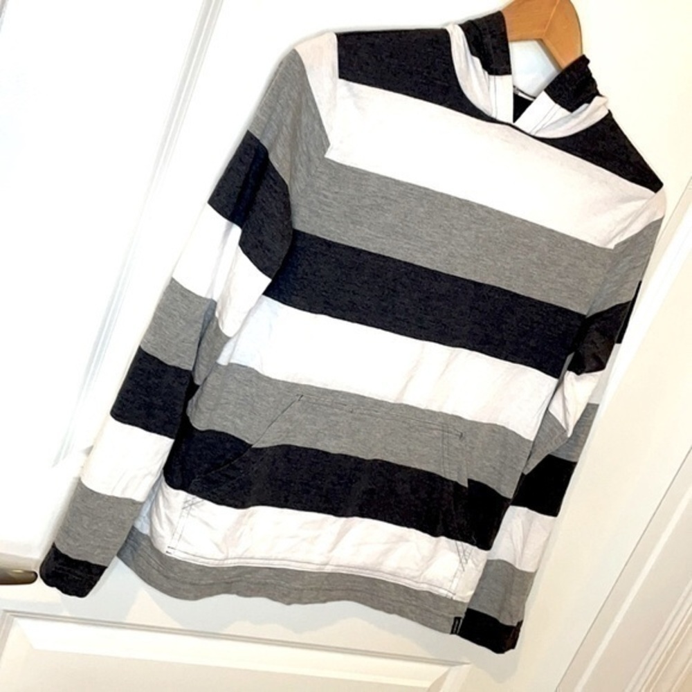 HAWK | Youth Size (18-20) XL Striped Long Sleeve Shirt with Hood